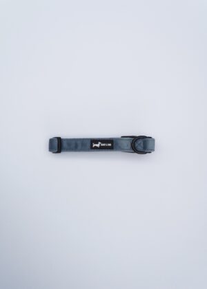 "Lilac Blue Stitch" Collar