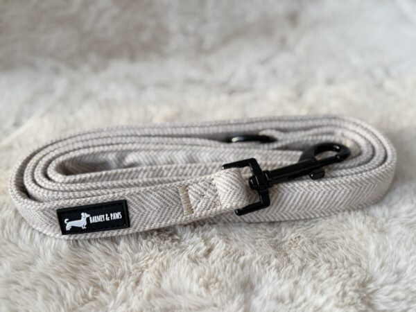 "Herringbone Oat" Lead